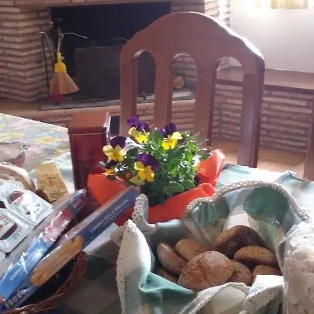 Agriturismo L'Oasi Foligno Buitenkant foto